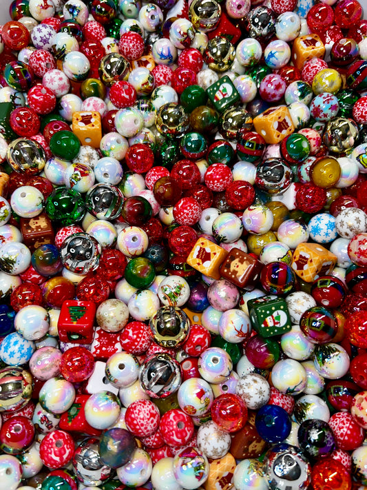 Christmas Bead Scoops (Pack of 100)